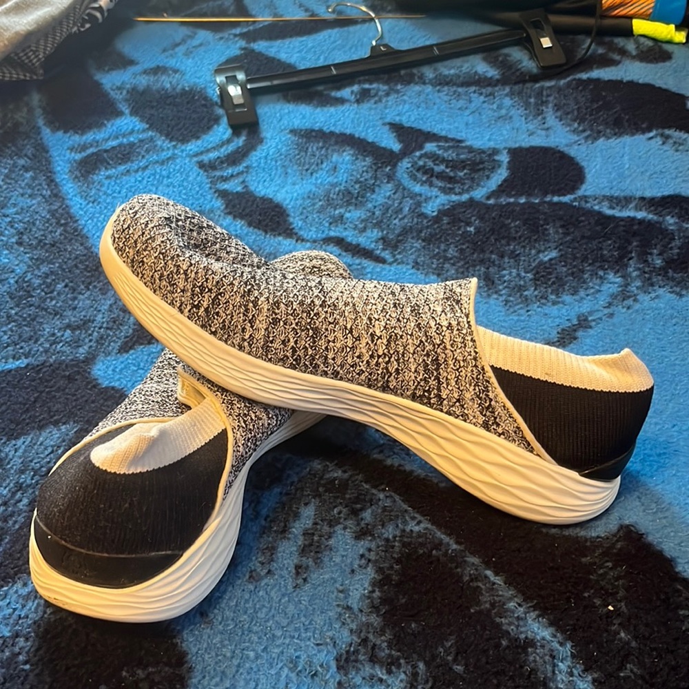 Ladies Skechers slip ons